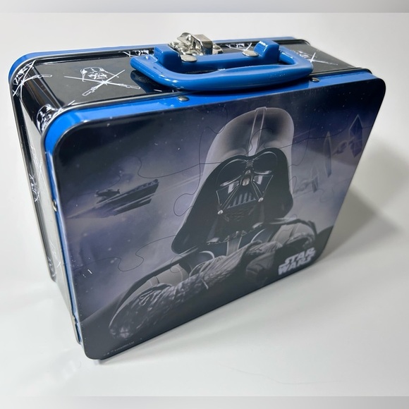 FREE w/ Purchase-Star Wars x Darth Vader - Metal Case / Container / Lunch Box 🧳✨ - Picture 11 of 15